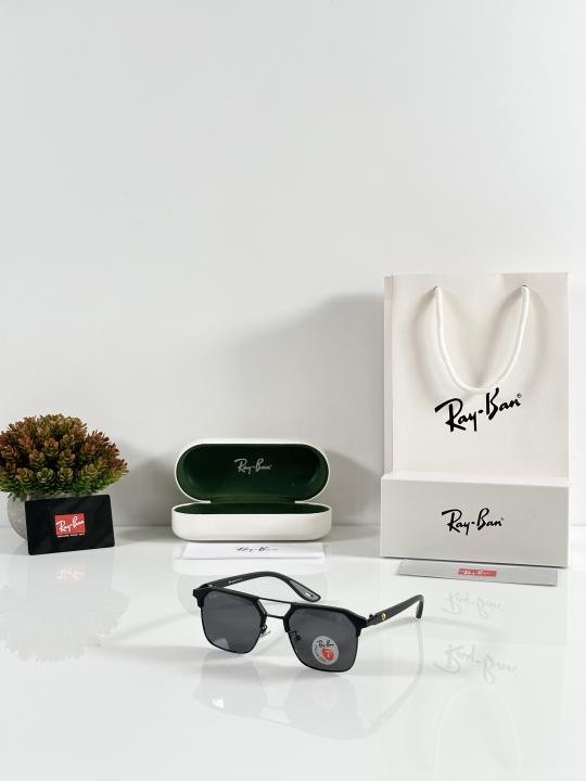 Rayban 04 black