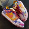 NK SB DUNK LOW FRIENDS FAMILY VIBRANT SPLASH [MULTI] 0609025