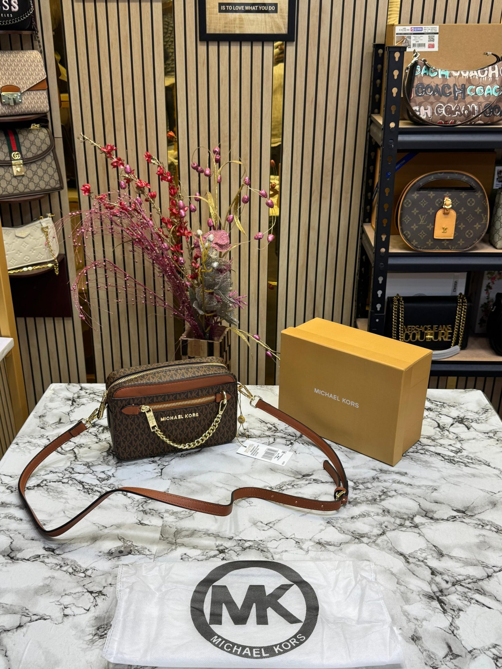MICHAEL KORS JET SET (BROWN ) WITH ORIGNAL BOX